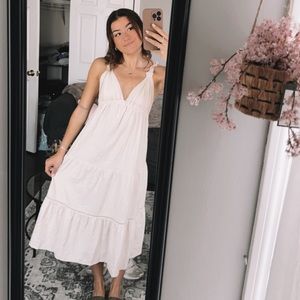 Neutral colored maxi dress! Size small